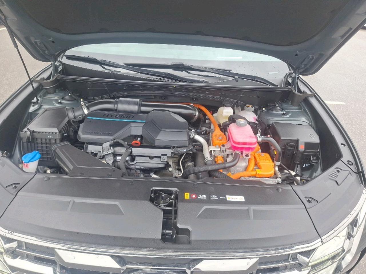 2025 Hyundai Tucson Hybrid Ultimate Photo