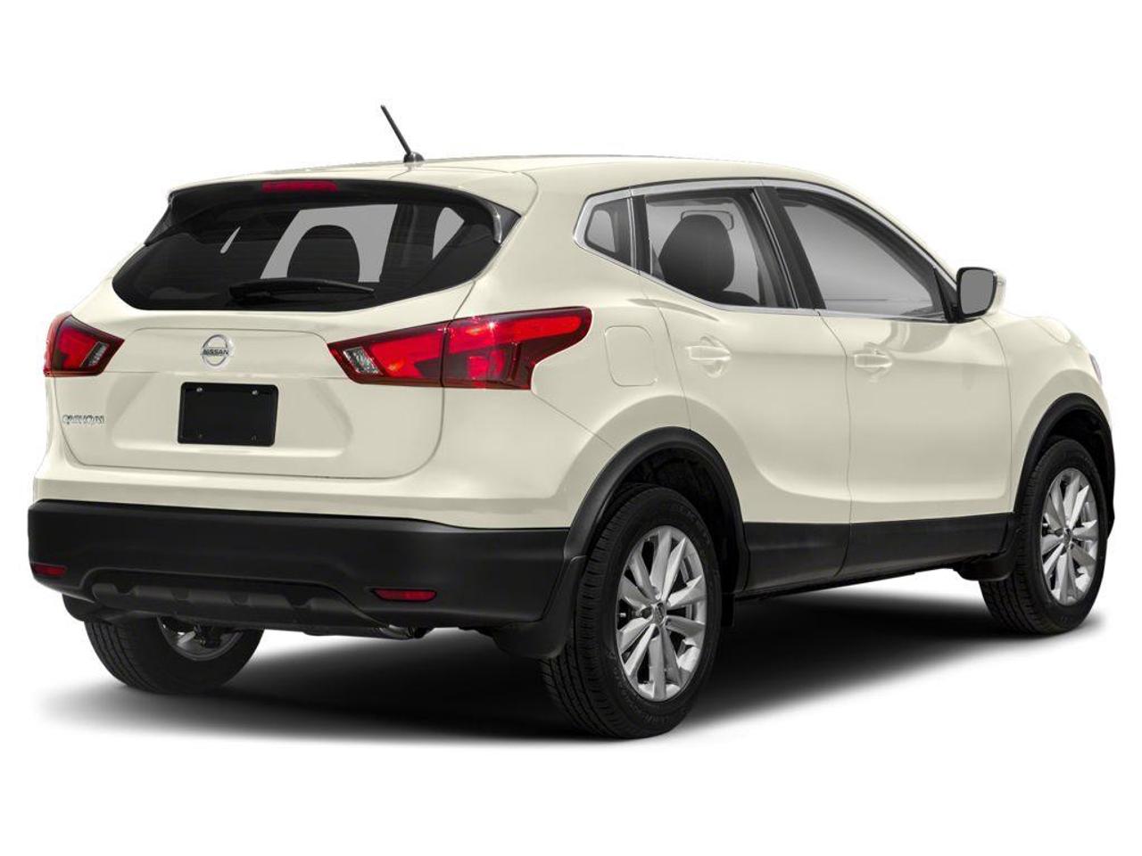 2018 Nissan Qashqai SV Photo2