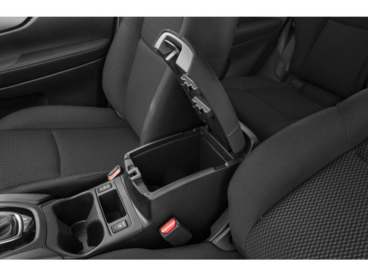 2018 Nissan Qashqai SV Photo