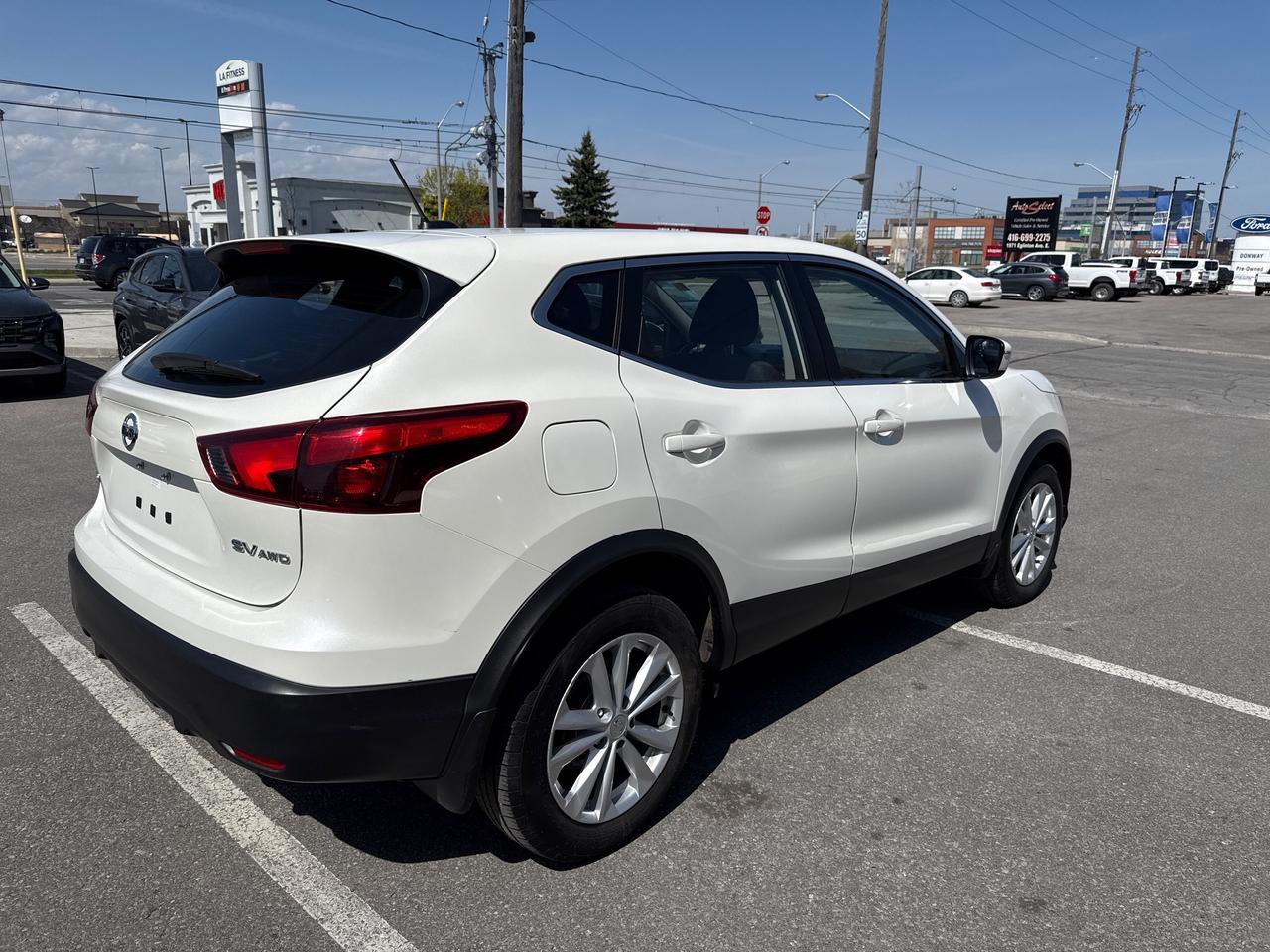 2018 Nissan Qashqai SV Photo