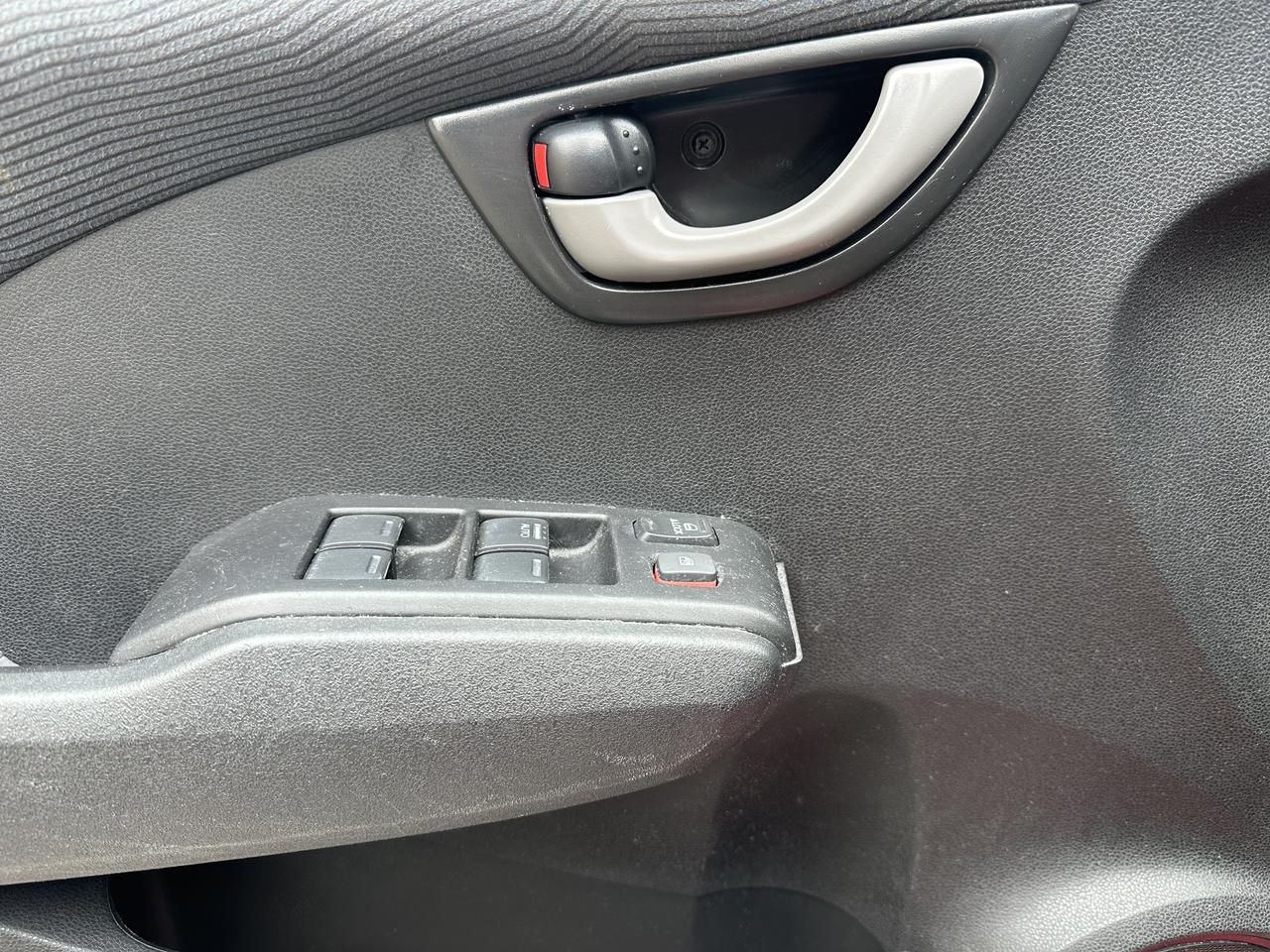 2013 Honda Fit 5DR HB MAN LX Photo