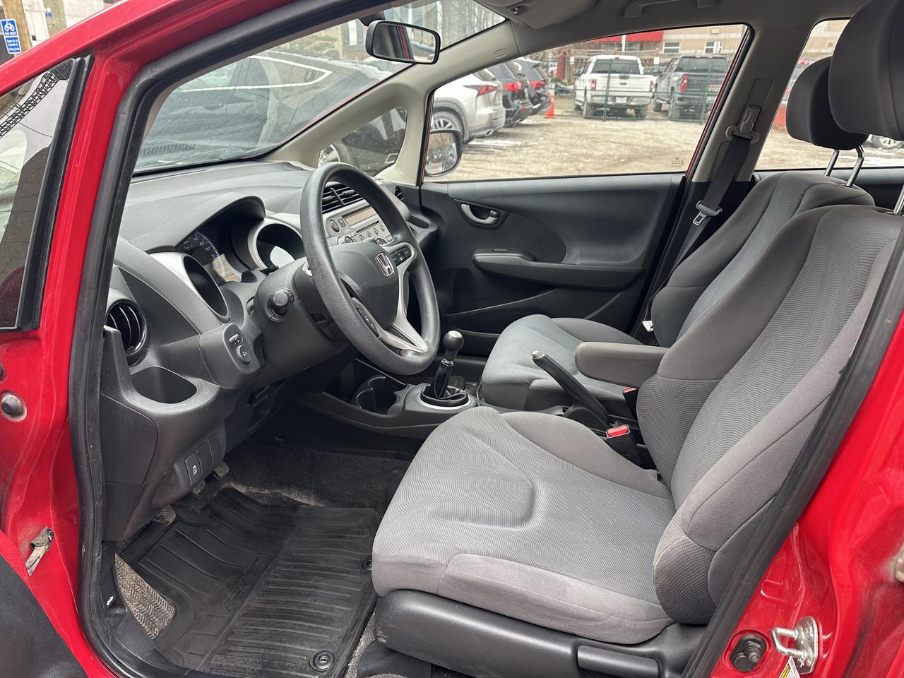 2013 Honda Fit 5DR HB MAN LX Photo