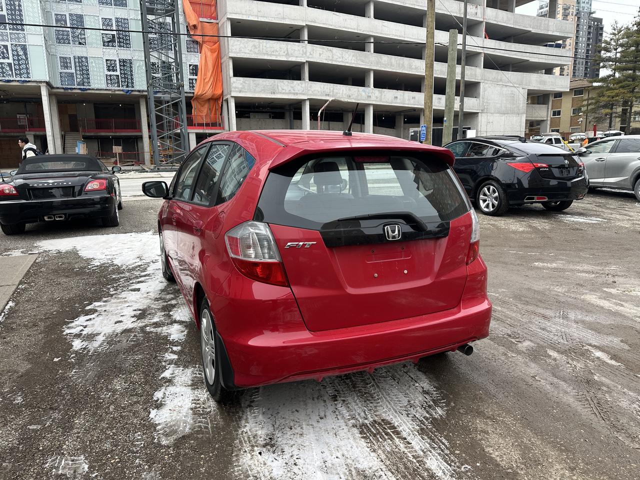 2013 Honda Fit 5DR HB MAN LX Photo3