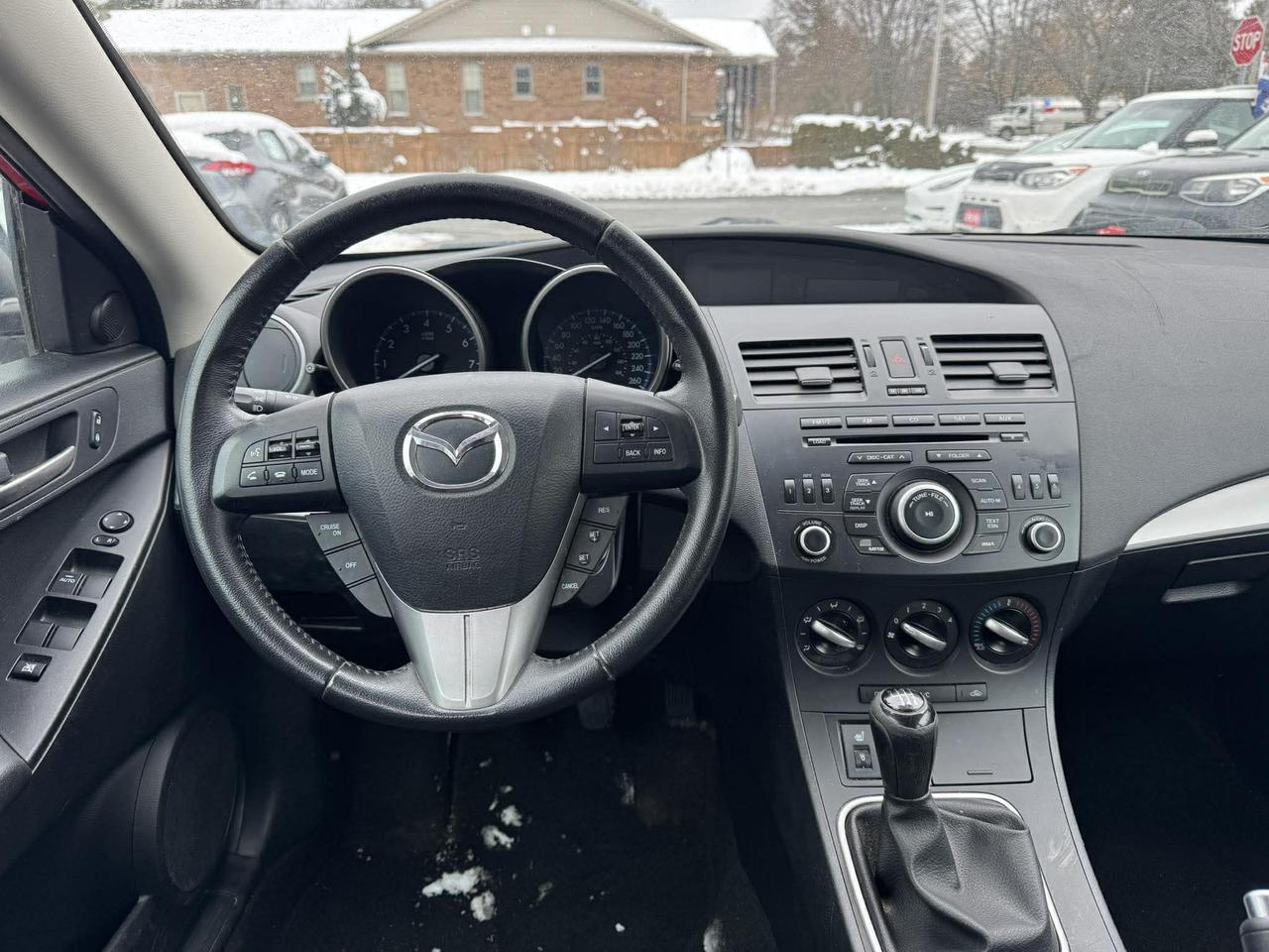 2013 Mazda MAZDA3 4dr HB Sport Man GS-SKY Photo