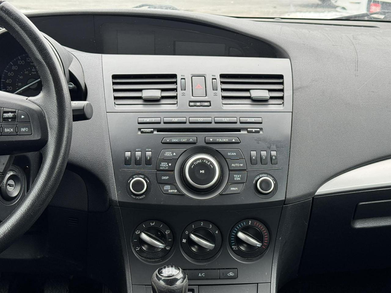 2013 Mazda MAZDA3 4dr HB Sport Man GS-SKY Photo