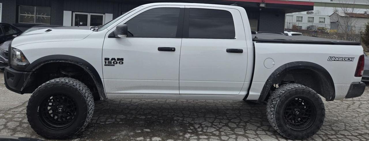 2023 RAM 1500 Classic WARLOCK / NO ACCIDENTS / 4X4 / HTD SEATS / 3.6L Photo