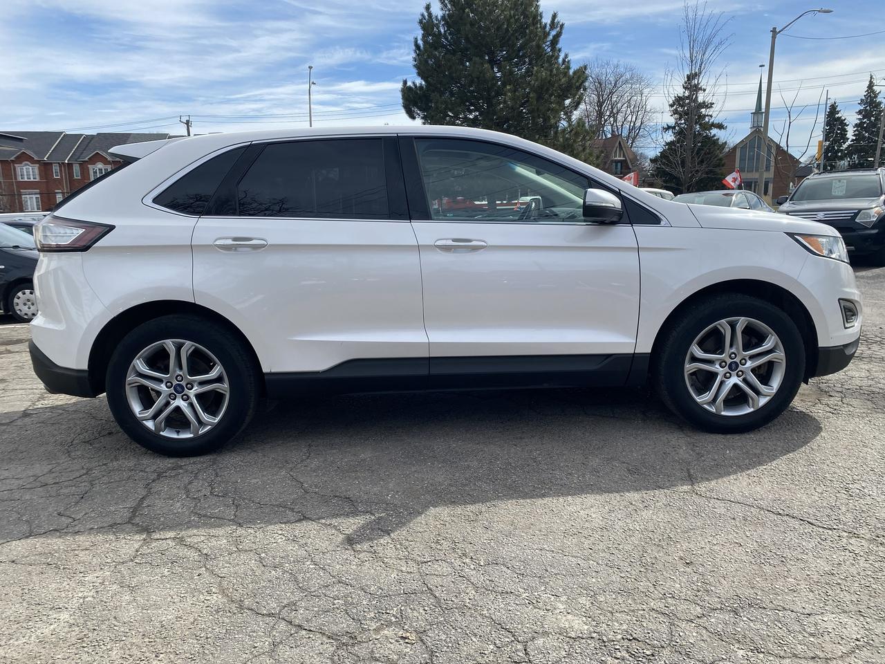 2017 Ford Edge 1Owner/Titanium AWD/Leather/Roof/Navi/Back Camera Photo4