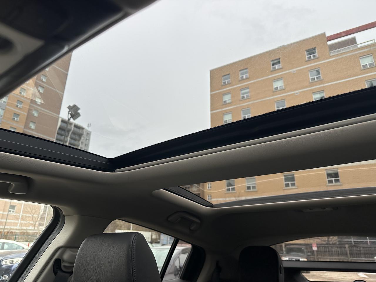 2010 Acura ZDX  Photo