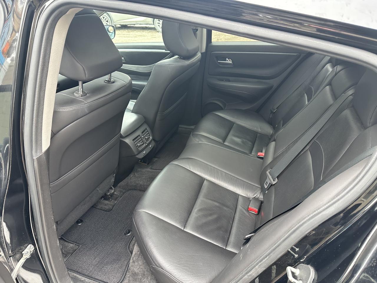 2010 Acura ZDX  Photo