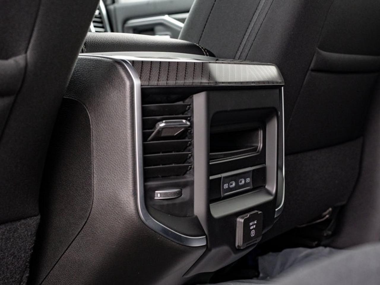 2026 RAM 2500 Big Horn Photo