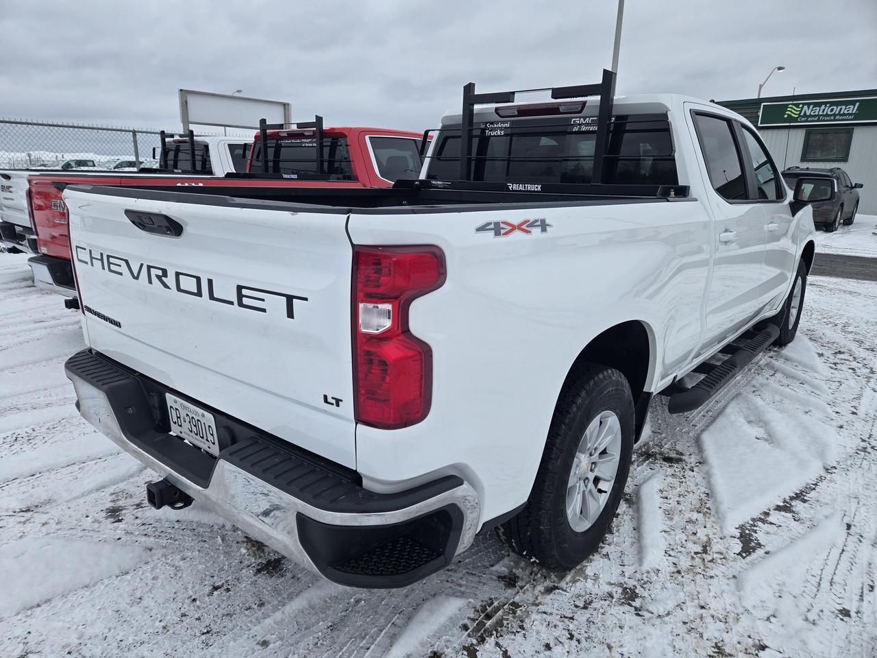 2025 Chevrolet Silverado 1500 LT Photo3
