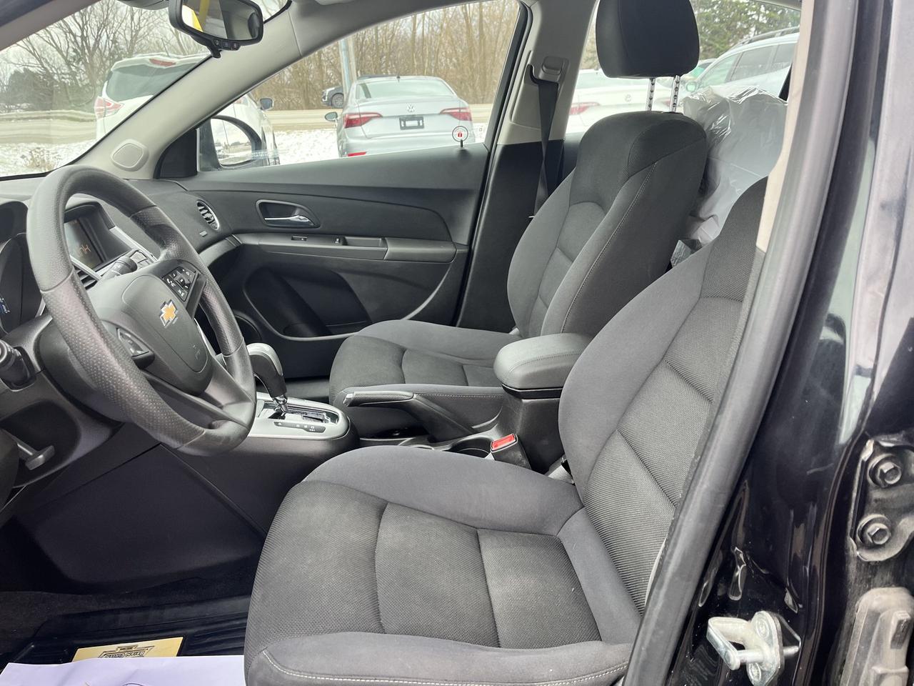 2015 Chevrolet Cruze 1LT Photo