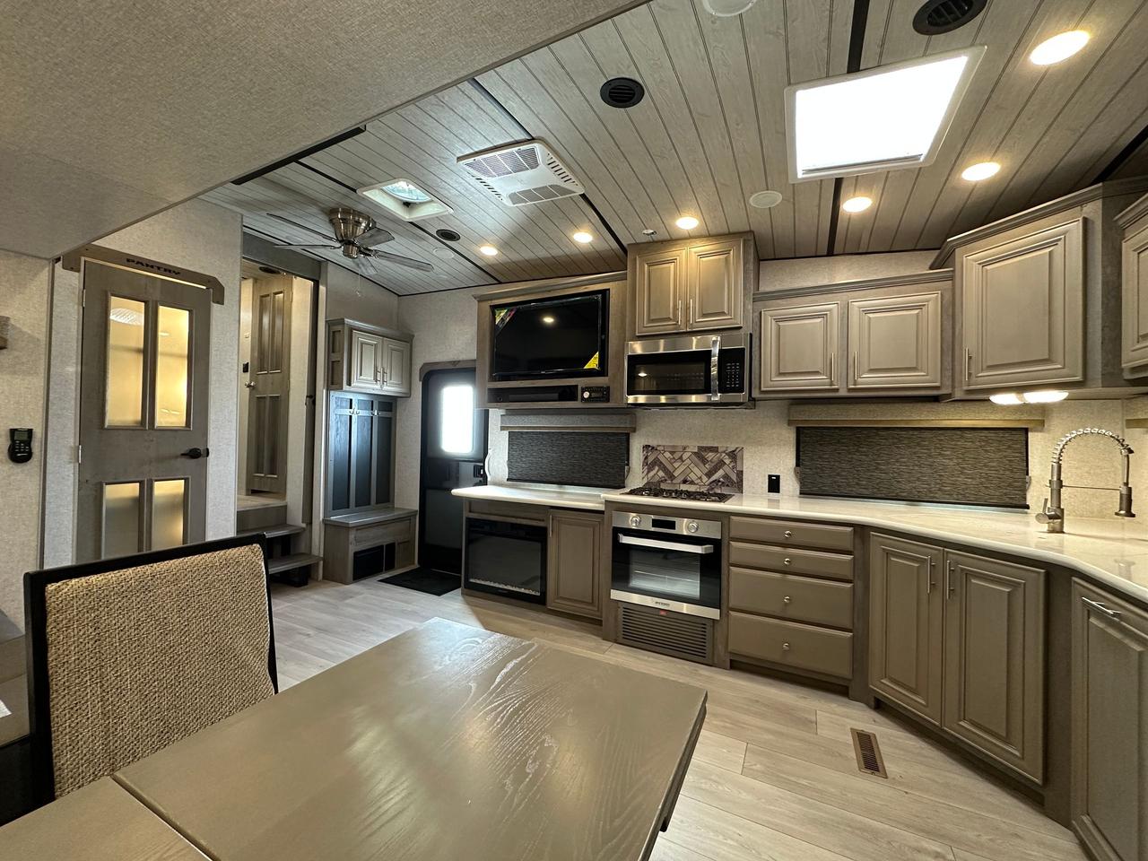 2026 ARCTIC FOX 295RK NXT 