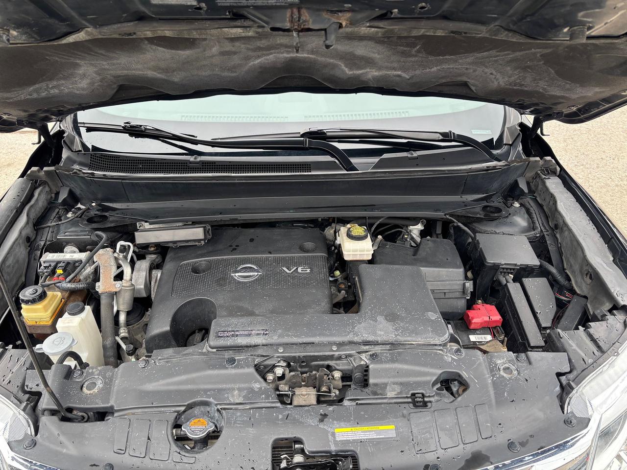 2016 Nissan Pathfinder Platinum Photo