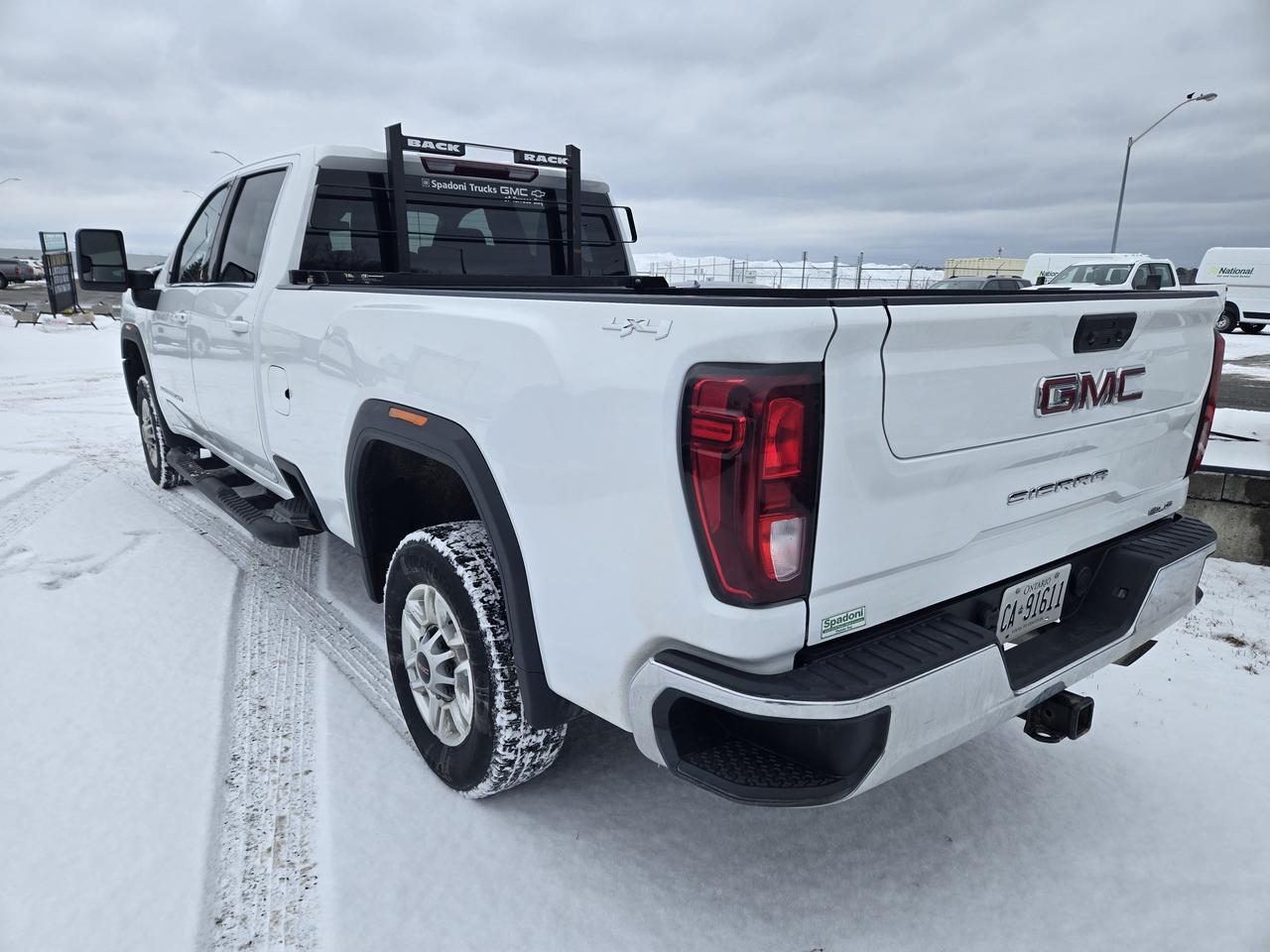 2024 GMC Sierra 2500 4WD Crew Cab 172" SLE Photo