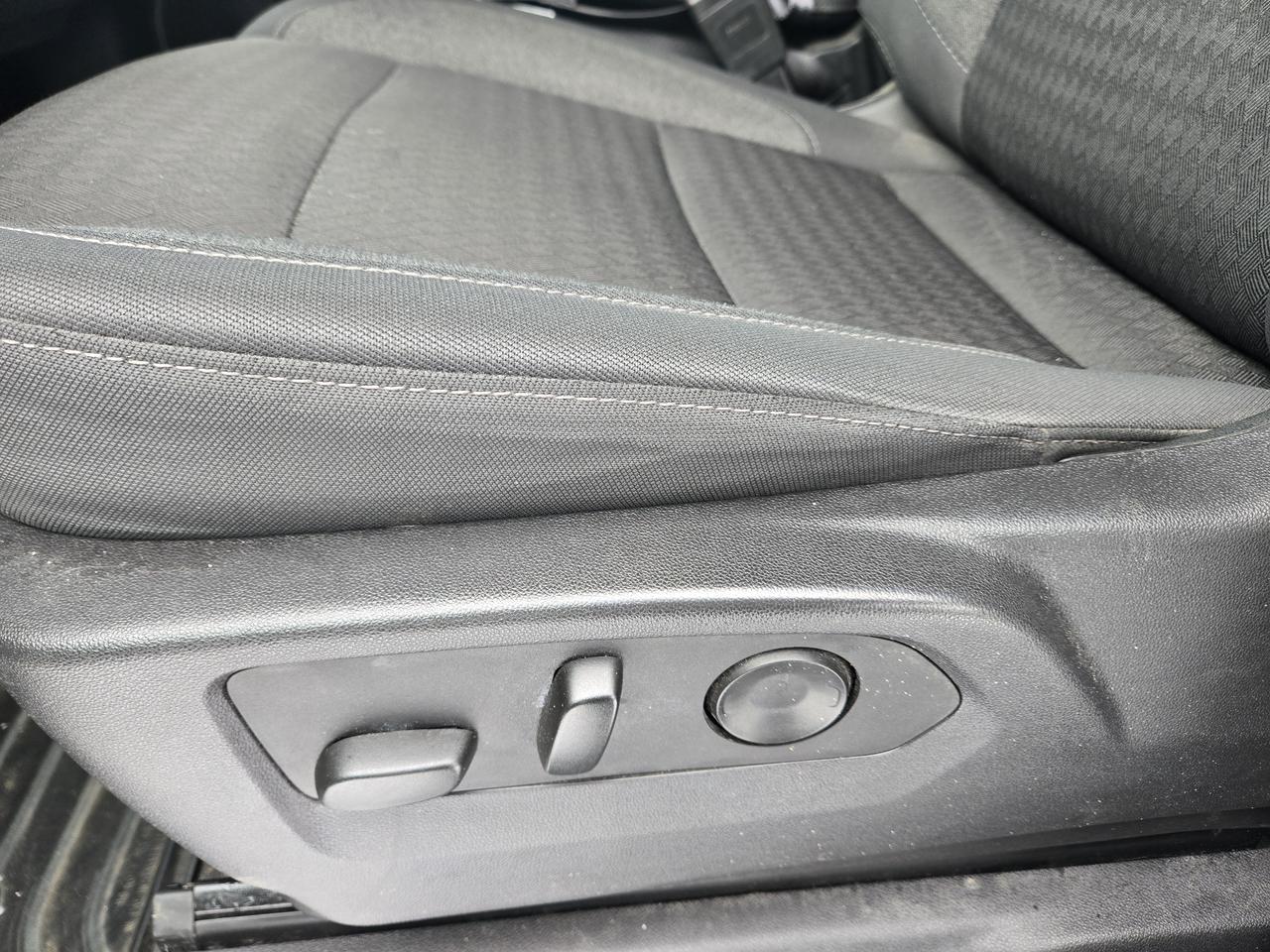 2024 GMC Sierra 2500 4WD Crew Cab 172" SLE Photo