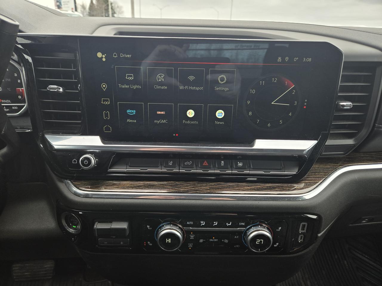 2024 GMC Sierra 2500 4WD Crew Cab 172" SLE Photo