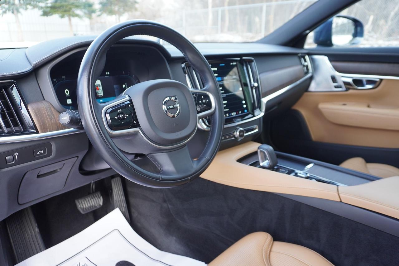 2022 Volvo V90 CROSS COUNTRY / INSCRIPTION / BOWERS & WILKINS /B6 Photo