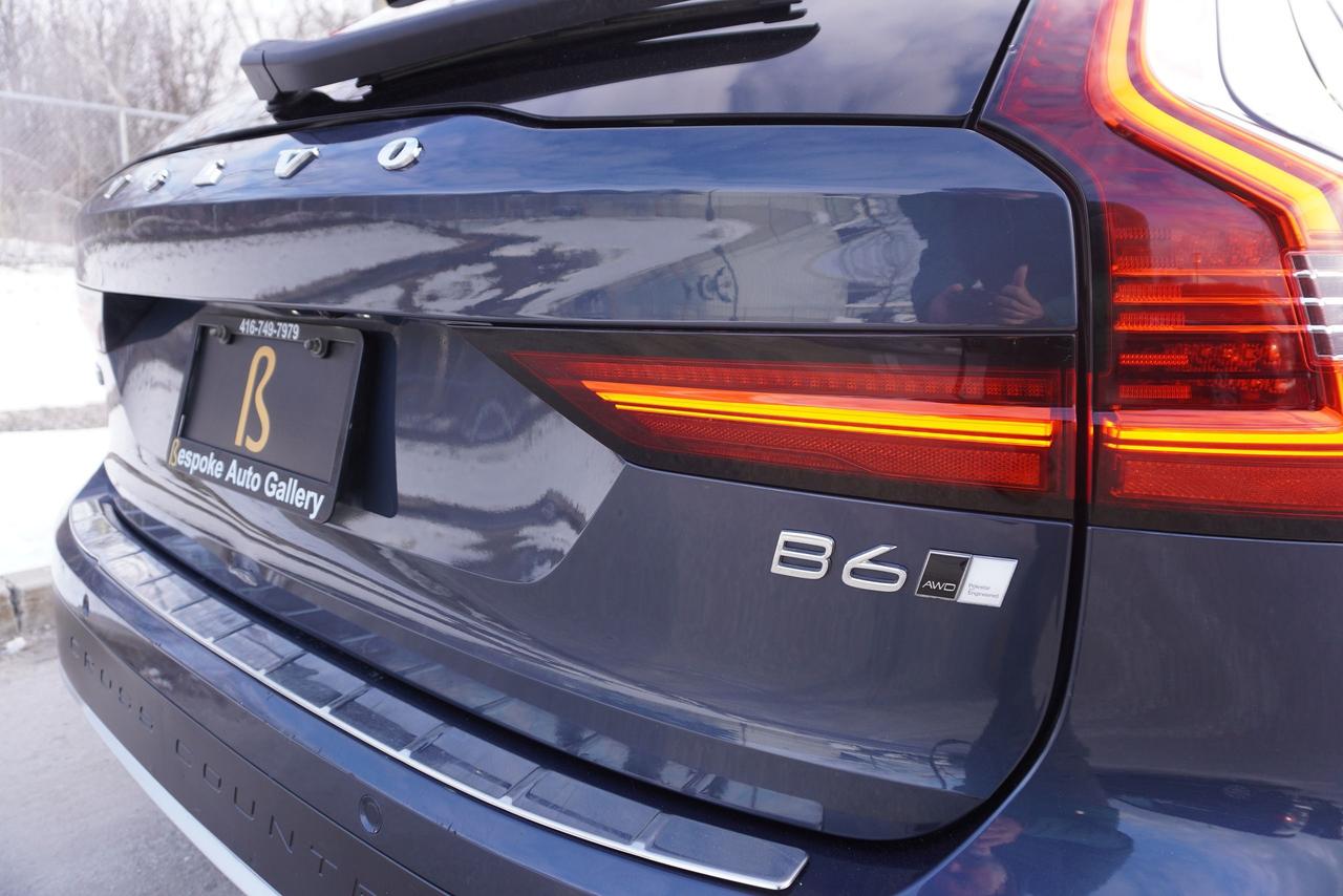 2022 Volvo V90 CROSS COUNTRY / INSCRIPTION / BOWERS & WILKINS /B6 Photo