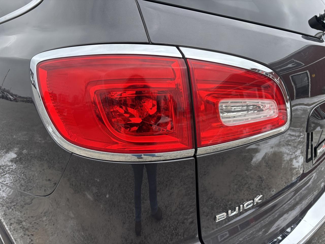 2013 Buick Enclave Convenience FWD Photo