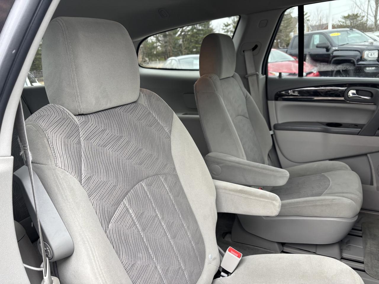 2013 Buick Enclave Convenience FWD Photo