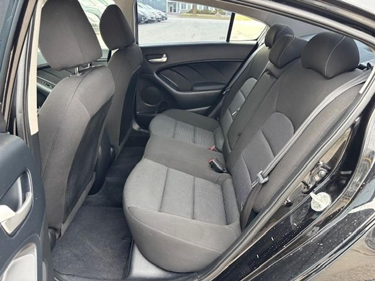 2017 Kia Forte LX Photo