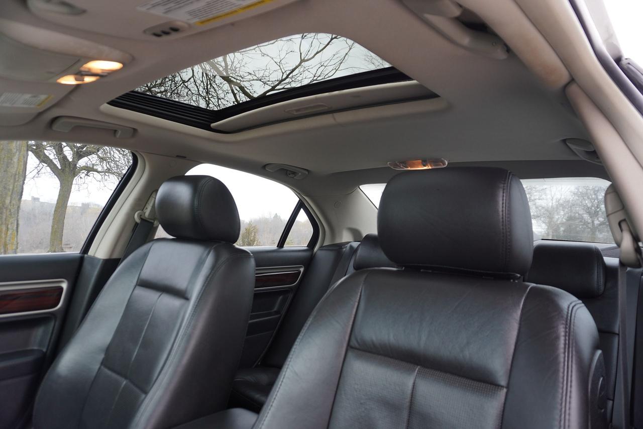 2008 Lincoln MKZ AWD / LEATHER / V6 / LOW KM'S / FRESH TRADE-IN Photo