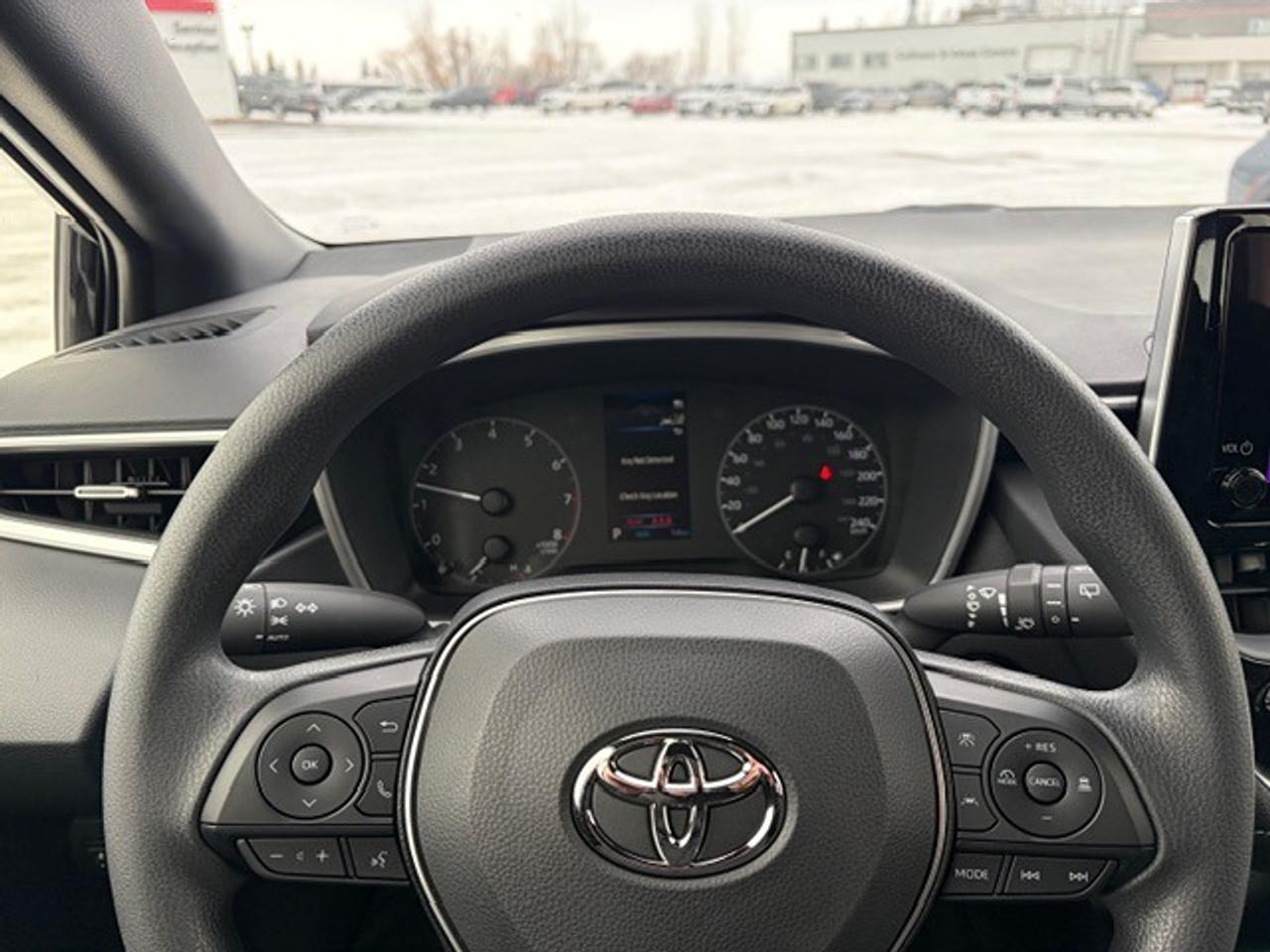 2026 Toyota Corolla SE Hatchback Photo