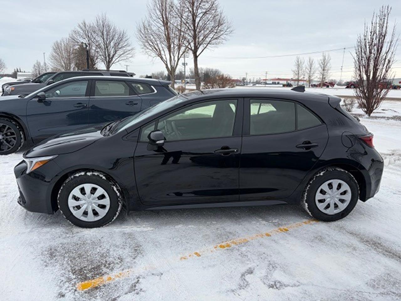 2026 Toyota Corolla SE Hatchback Photo1