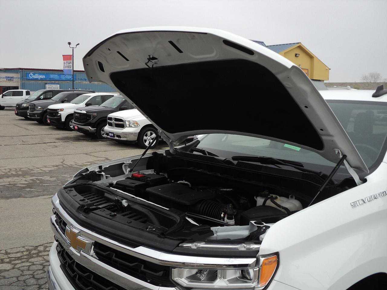 2024 Chevrolet Silverado 1500 LT CrewCab 4WD 5.3L8cylGas 5'10"Box HeatedSeats Photo