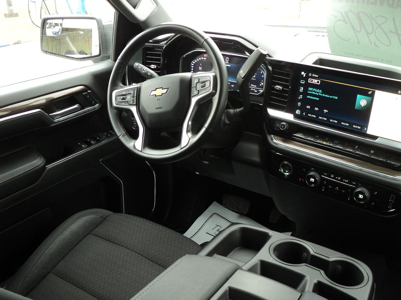 2024 Chevrolet Silverado 1500 LT CrewCab 4WD 5.3L8cylGas 5'10"Box HeatedSeats Photo