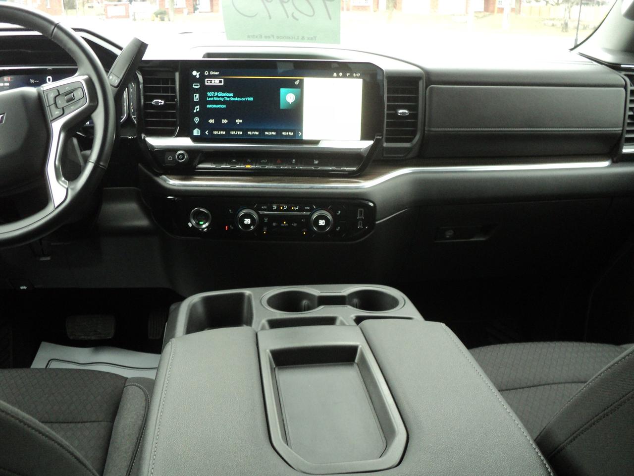 2024 Chevrolet Silverado 1500 LT CrewCab 4WD 5.3L8cylGas 5'10"Box HeatedSeats Photo