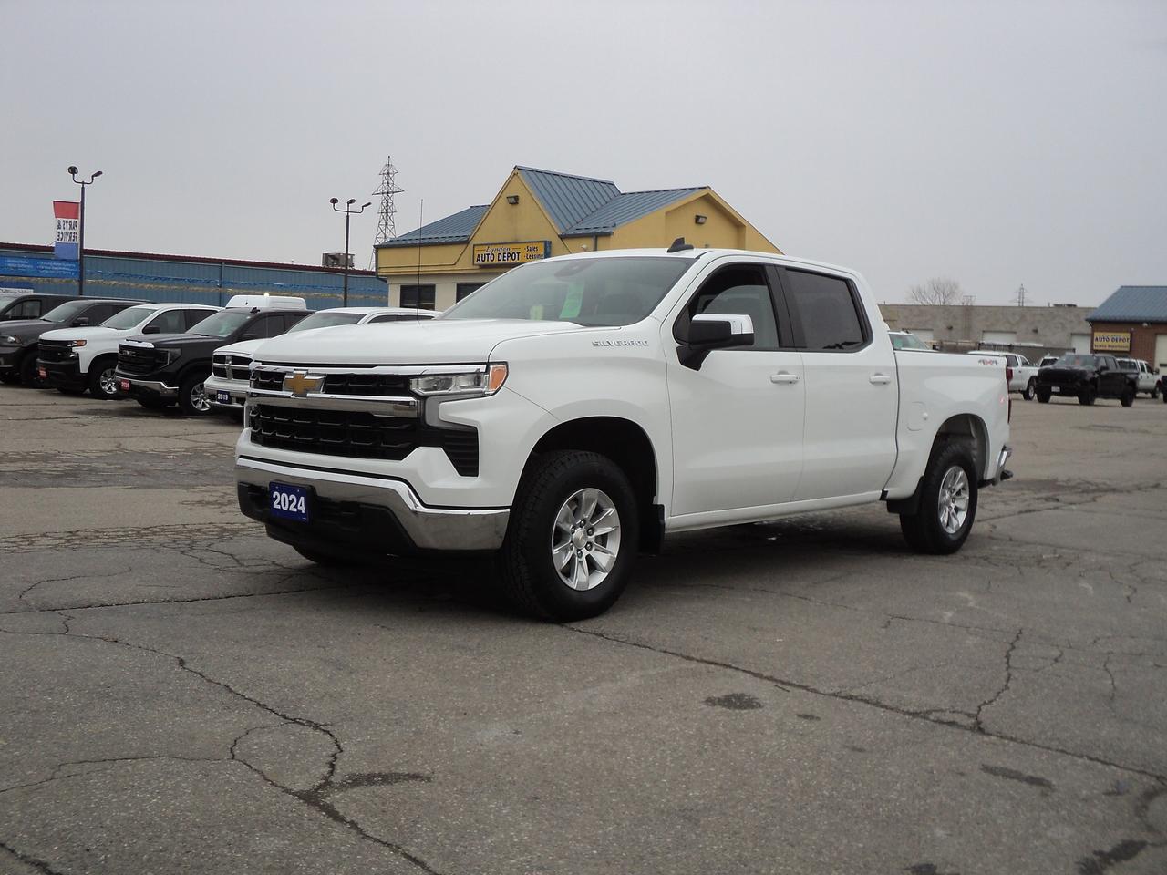 2024 Chevrolet Silverado 1500 LT CrewCab 4WD 5.3L8cylGas 5'10"Box HeatedSeats Photo