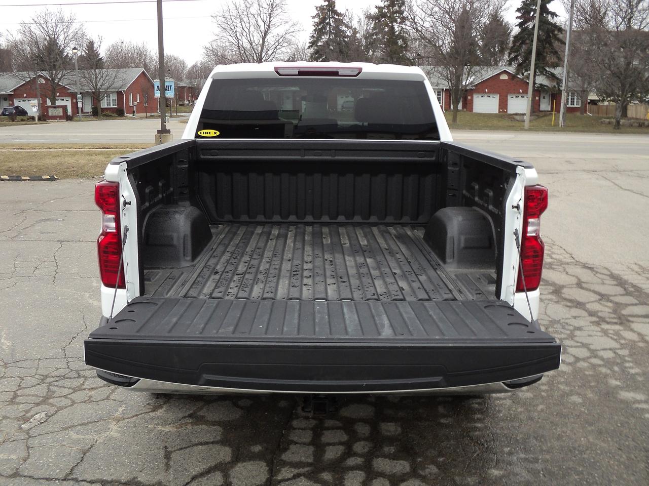 2024 Chevrolet Silverado 1500 LT CrewCab 4WD 5.3L8cylGas 5'10"Box HeatedSeats Photo
