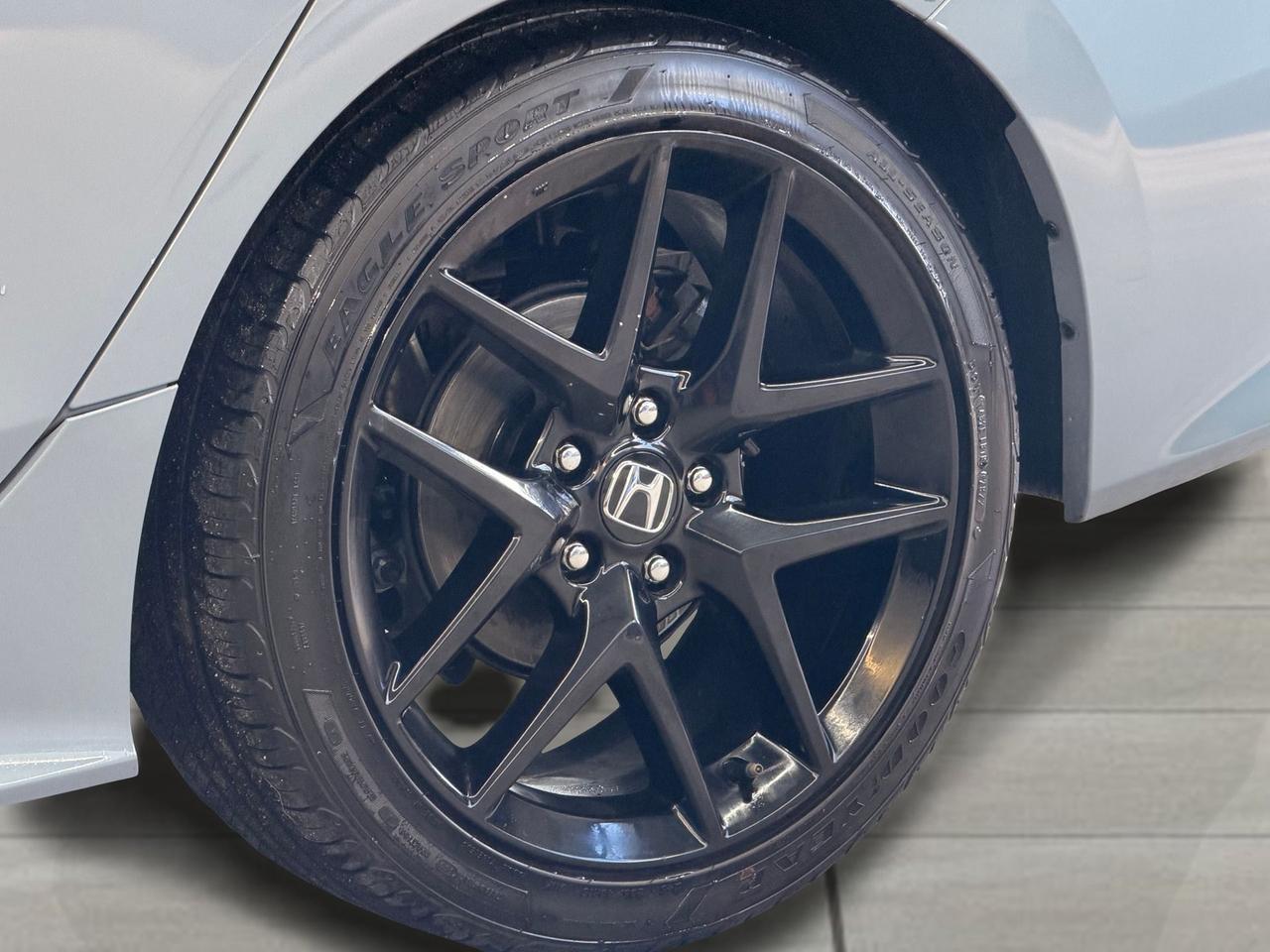 2022 Honda Civic Sport+Roof+BSM+Adaptive Cruise+CLEAN CARFAX Photo24