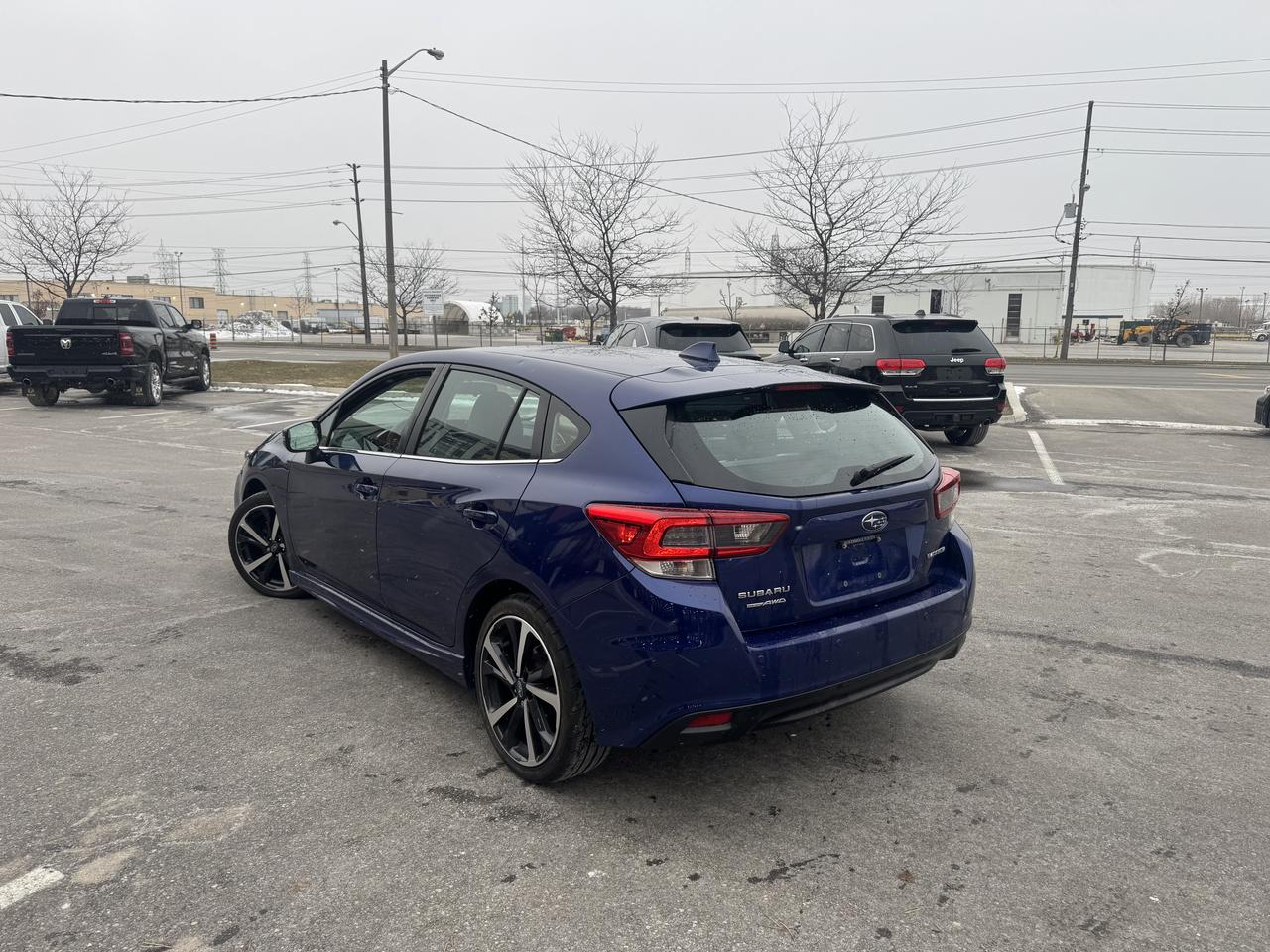 2023 Subaru Impreza SPORT-TECH AWD LEATHER SUNROOF NAV B/SPOT CAMERA Photo4