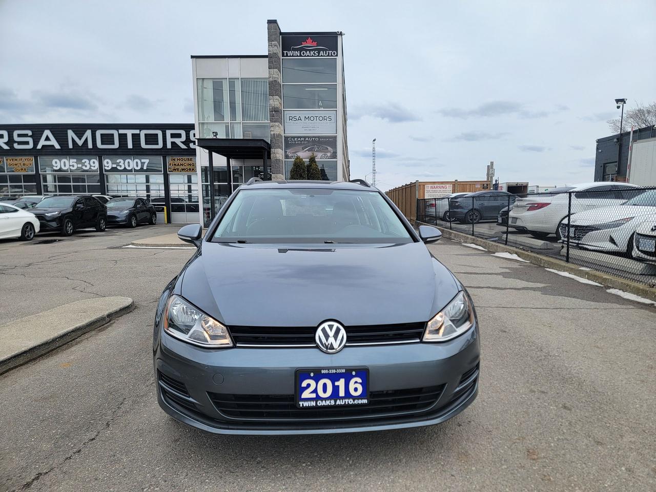 2016 Volkswagen Golf COMFORTLINE Photo