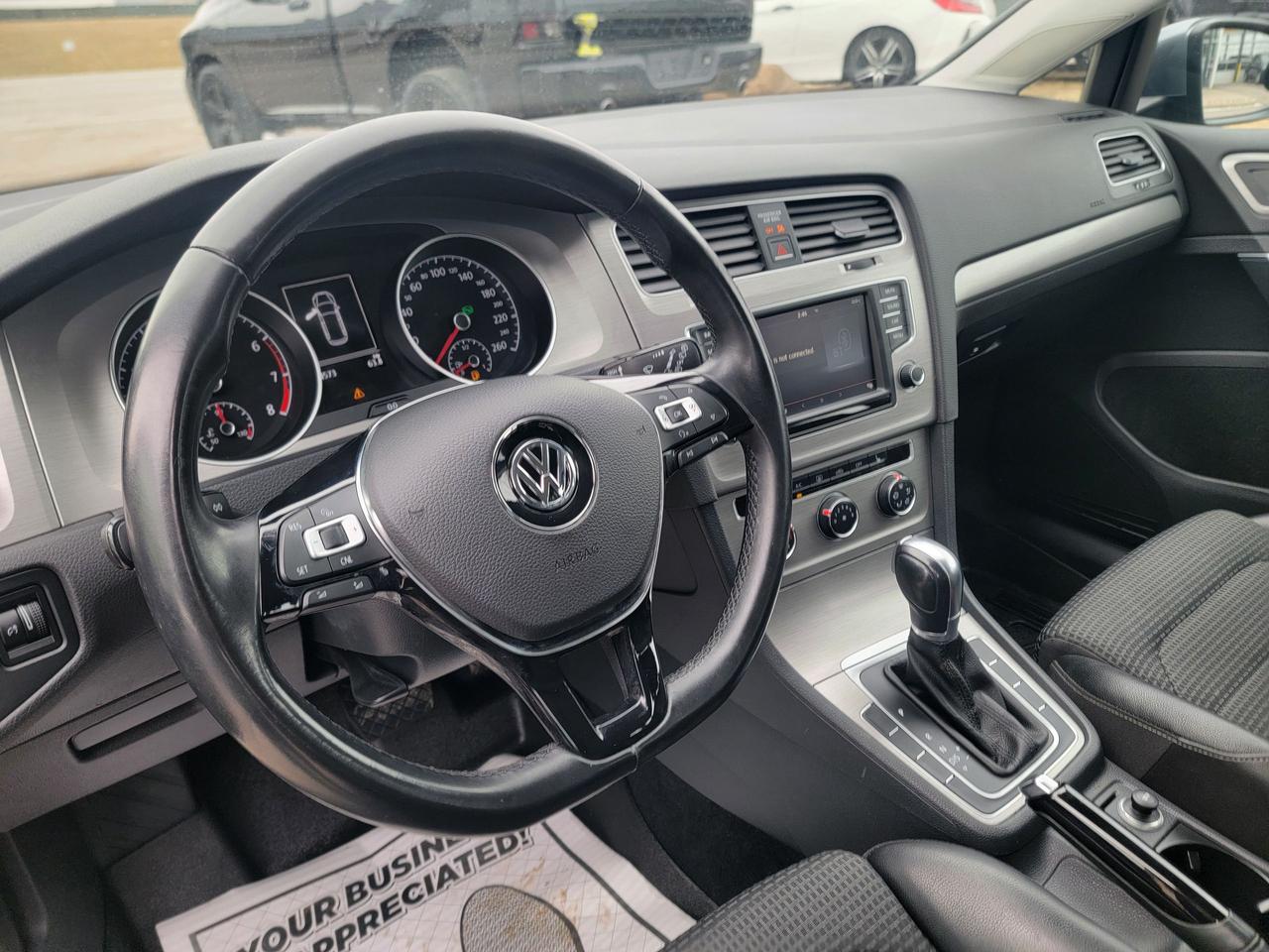 2016 Volkswagen Golf COMFORTLINE Photo