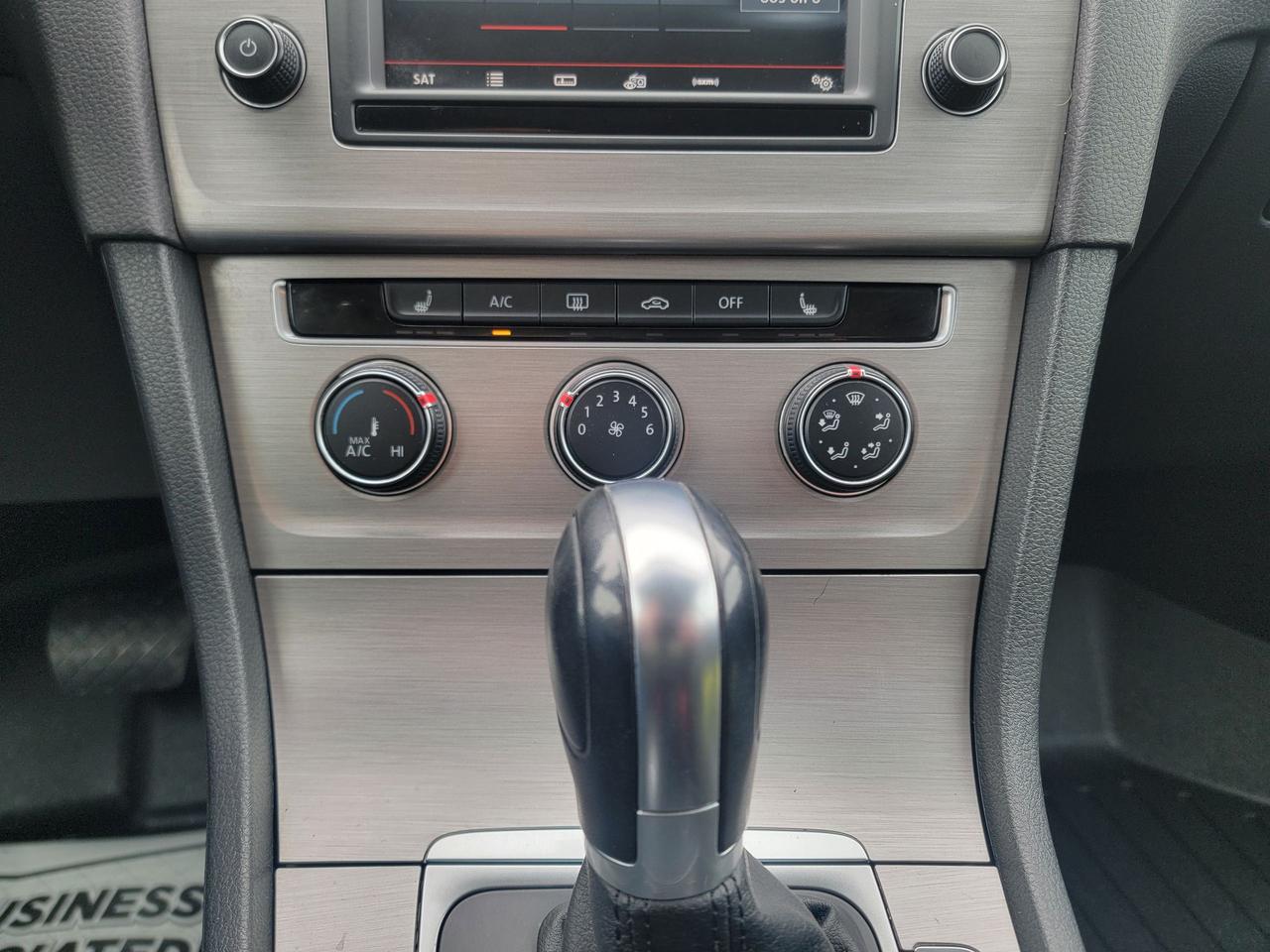 2016 Volkswagen Golf COMFORTLINE Photo