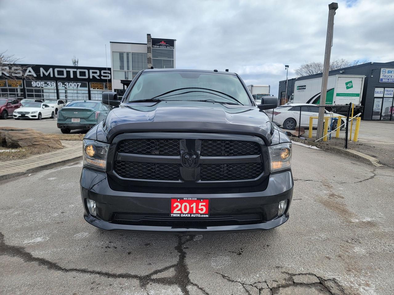 2015 RAM 1500 Express Photo