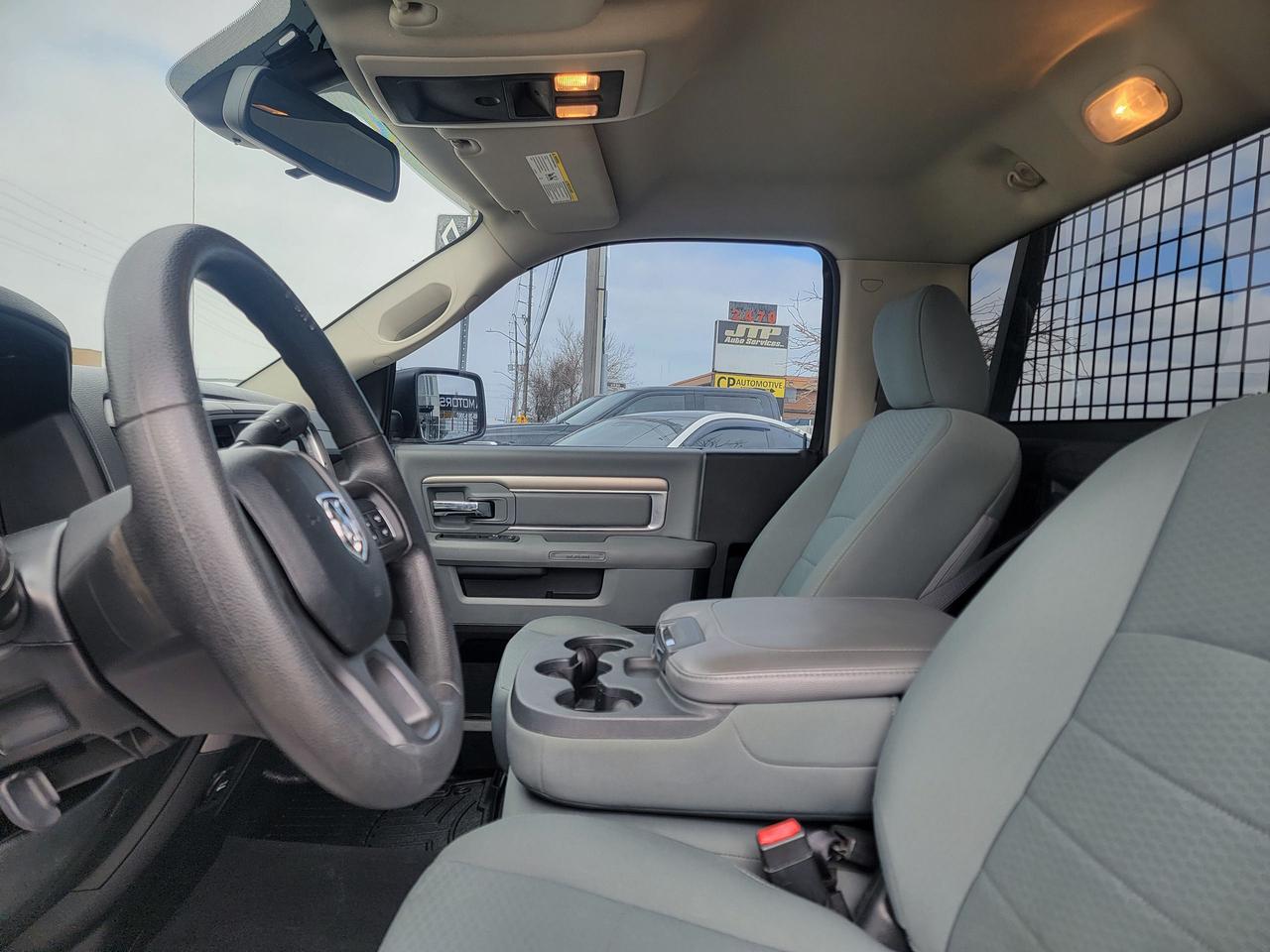 2015 RAM 1500 Express Photo