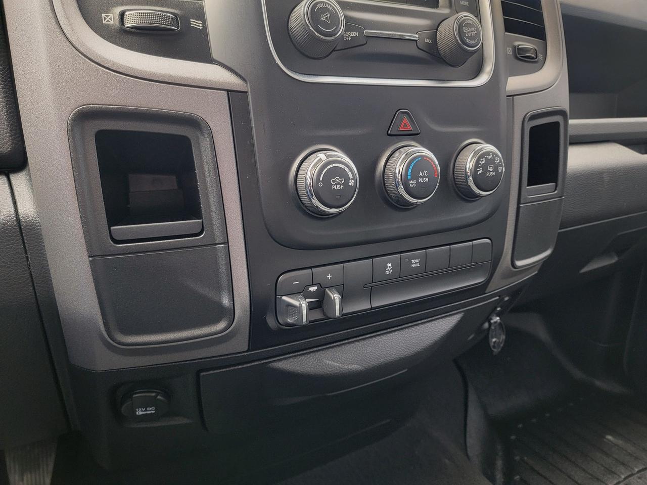 2015 RAM 1500 Express Photo