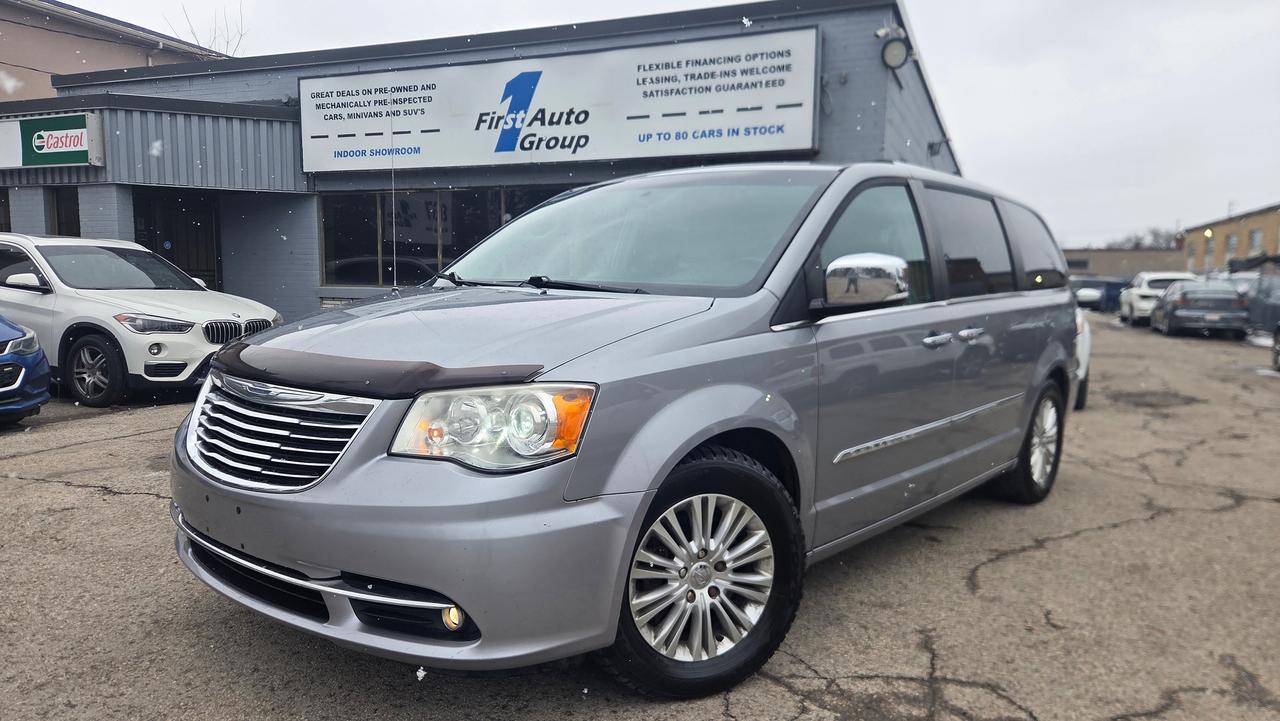 2013 Chrysler Town & Country Limited - Photo #1