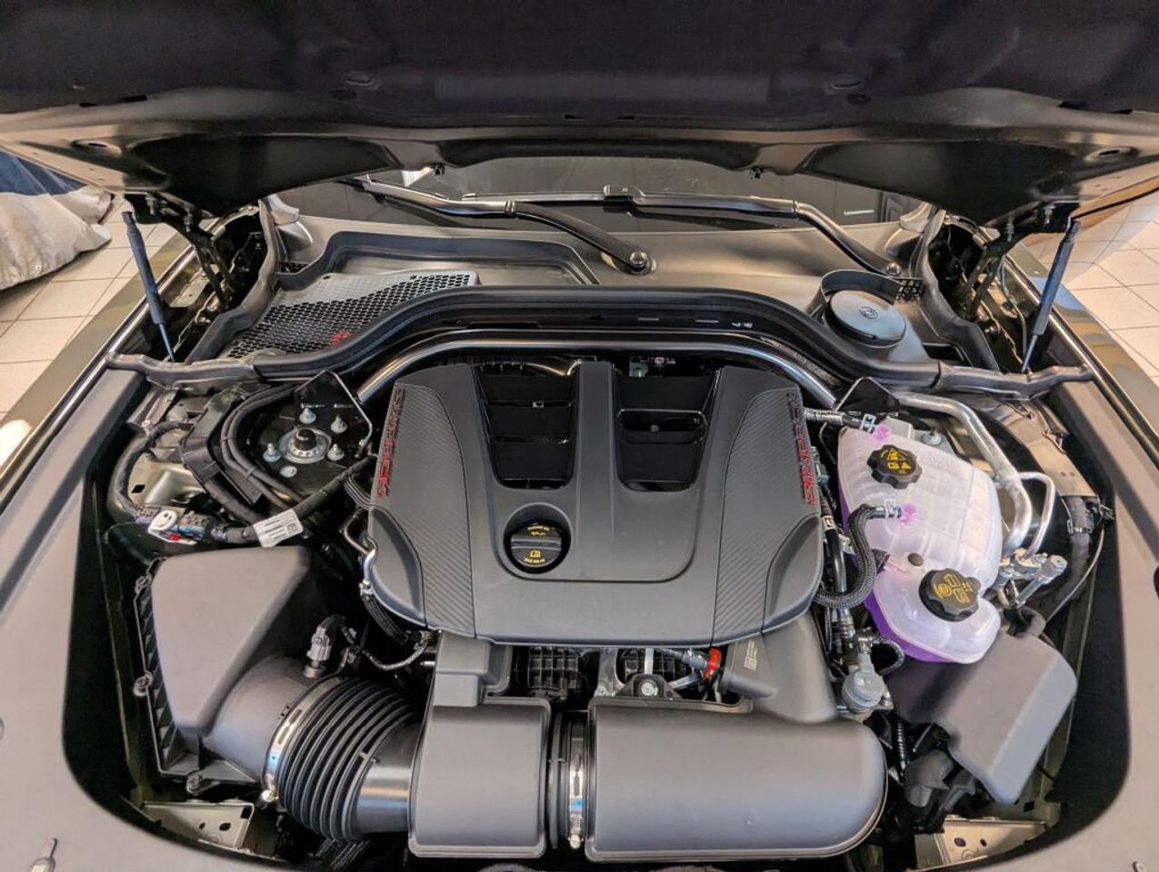 13764073