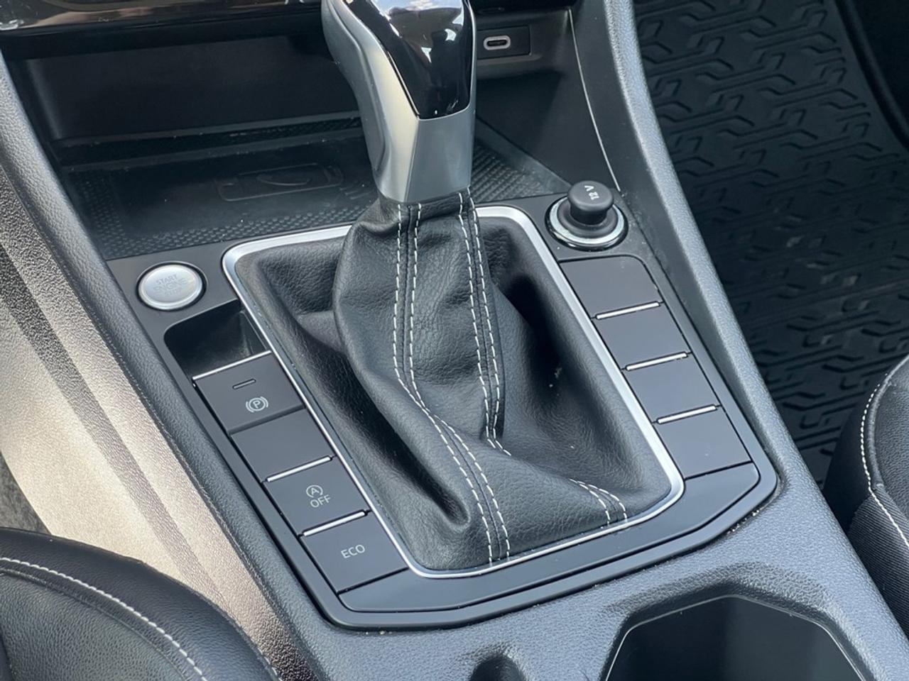 13764079