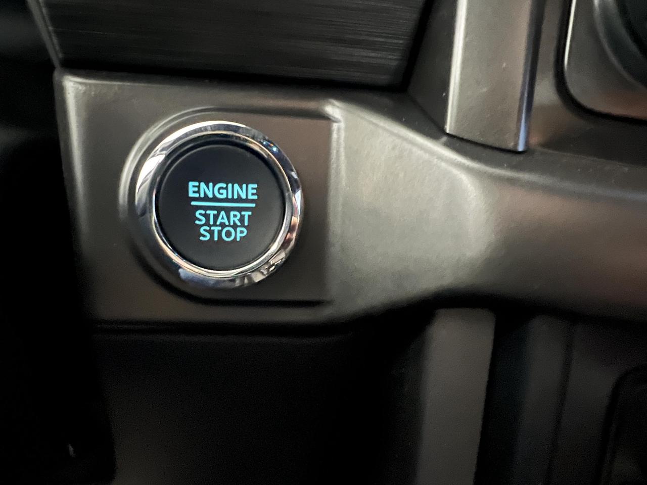 13764085