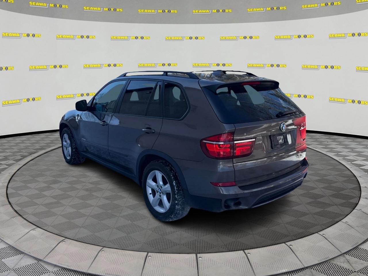 2012 BMW X5 35i Photo