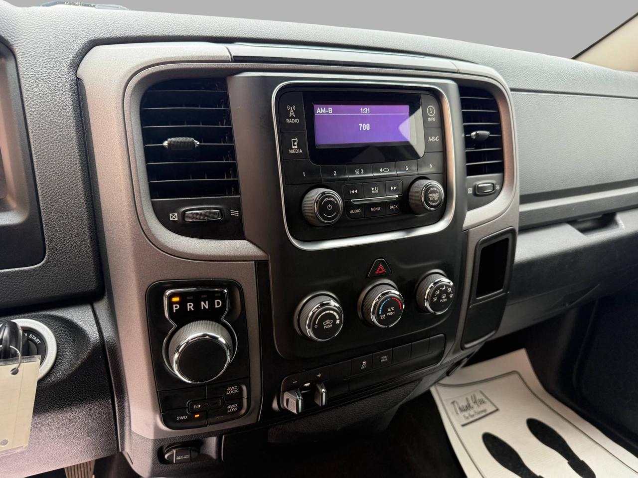 2015 RAM 1500 4WD CREW CAB 140.5" TRADESMAN Photo