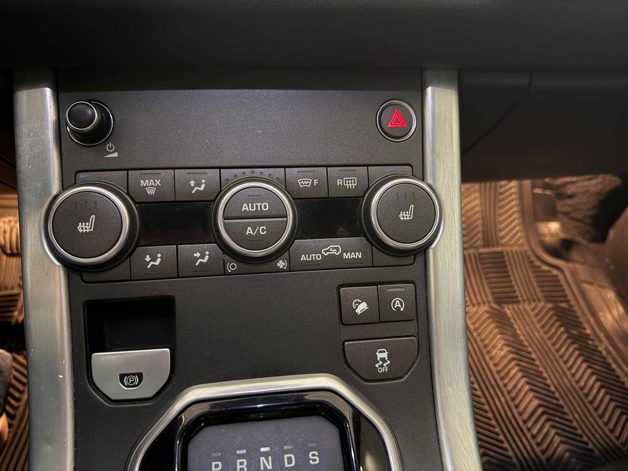 2017 Land Rover Evoque 5DR HB SE Photo