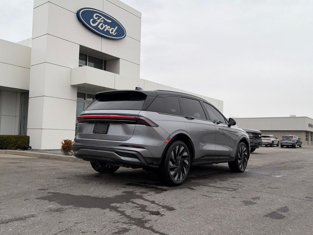 2025 Lincoln Nautilus Reserve AWD Photo